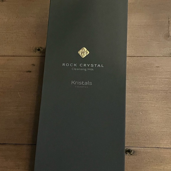Kristals Rock Crystal Cleansing Milk​ - Picture 1 of 3